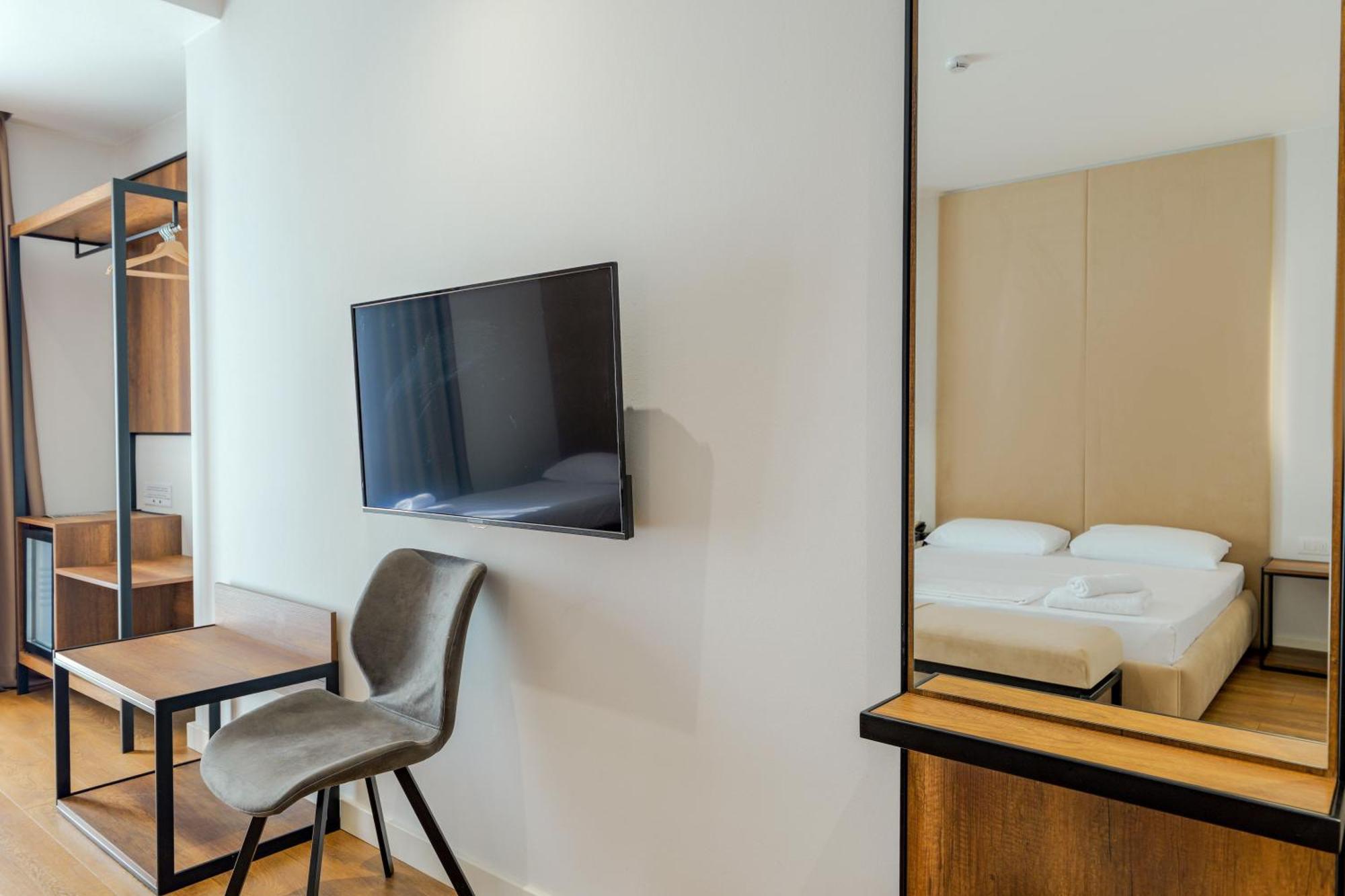 Hotel Central فلورا المظهر الخارجي الصورة